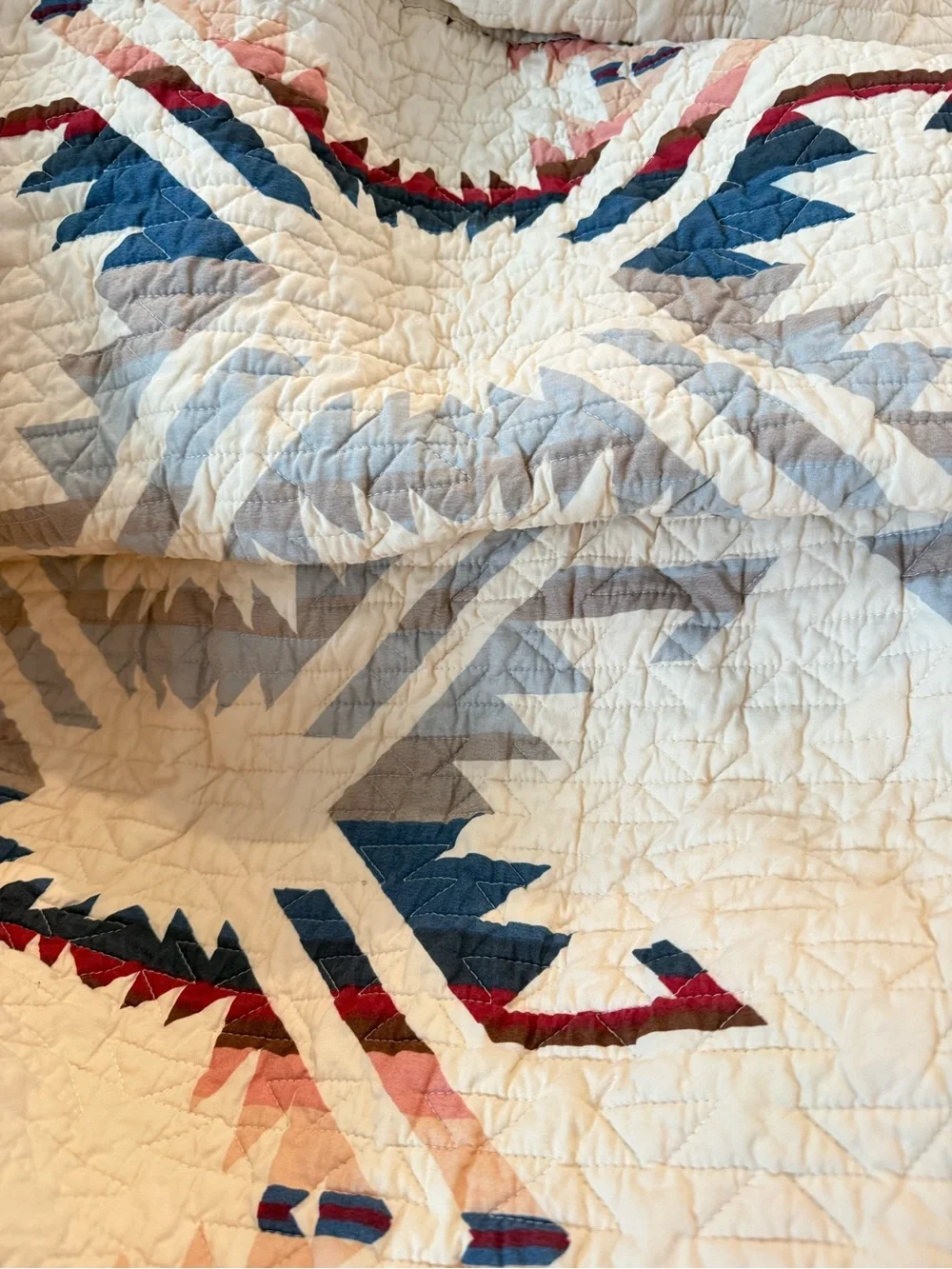 Pendleton Shadow Peak 3pc Quilt & Shams Set 68” X  90” Tan Multi 100% Cotton